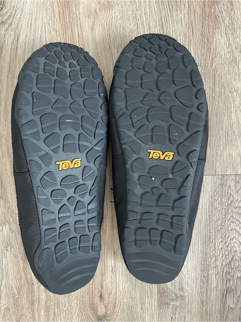 Men Size 12 Teva ReEmber Terrain Slip-On Clog Slippers Black Mule